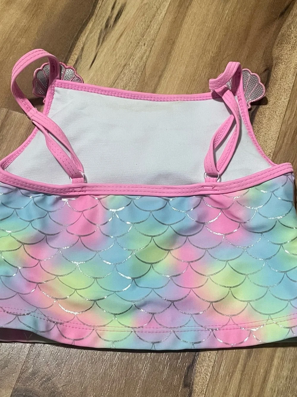 Betsey Johnson Girls 2-Piece Mermaid Swimsuit Pastel Scale Ruffle Bikini Size 5